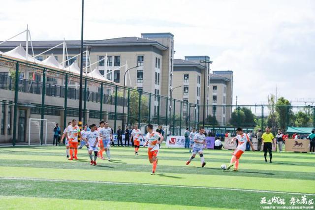 骑士力克步行者锁定季后赛 76人7连胜追平魔术